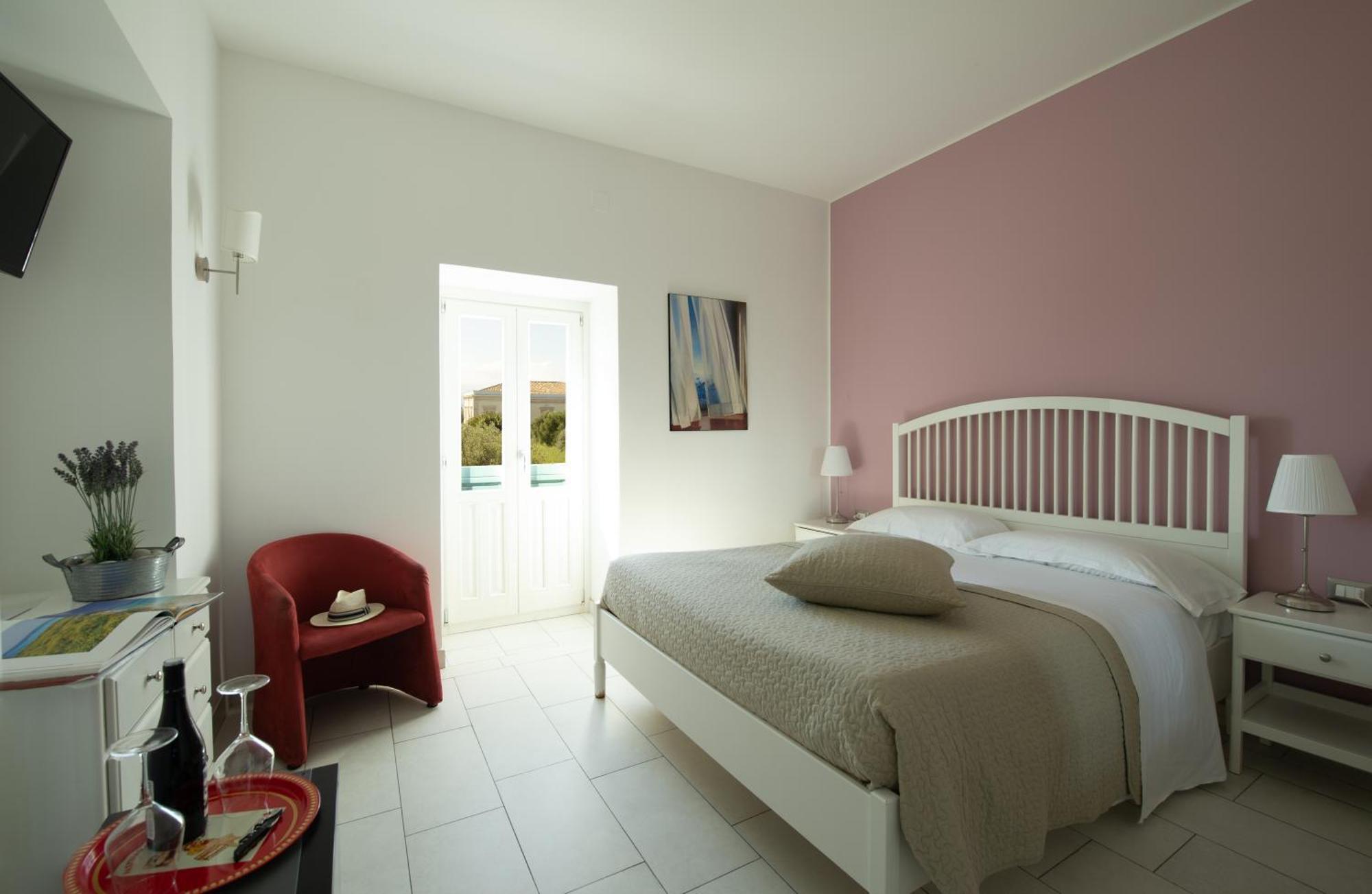 Isola Charm B&B - A Historic Villa Near Punta Del Pero Beach Syracuse Exterior foto
