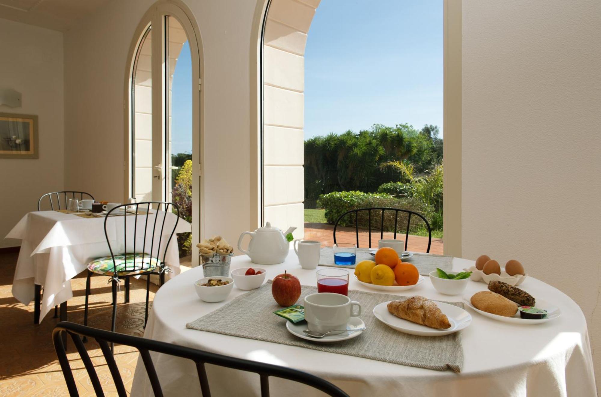 Isola Charm B&B - A Historic Villa Near Punta Del Pero Beach Syracuse Exterior foto
