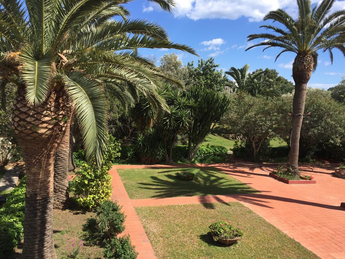 Isola Charm B&B - A Historic Villa Near Punta Del Pero Beach Syracuse Exterior foto